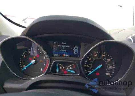 2017 Ford Escape Titanium z USA, uszkodzony, nr VIN 1FMCU9J93HUE43374